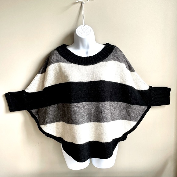 ‼️SALE‼️$25 Like/Bundle/Offer Loft Worn Once Batwing Poncho Sweater - Picture 7 of 7